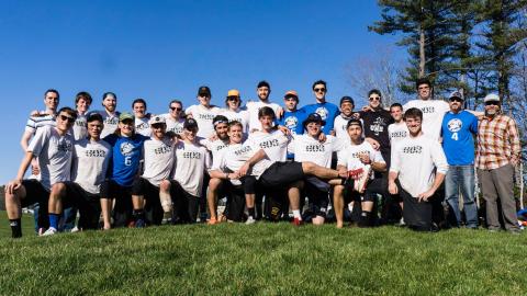 men's ultimate frisbee team